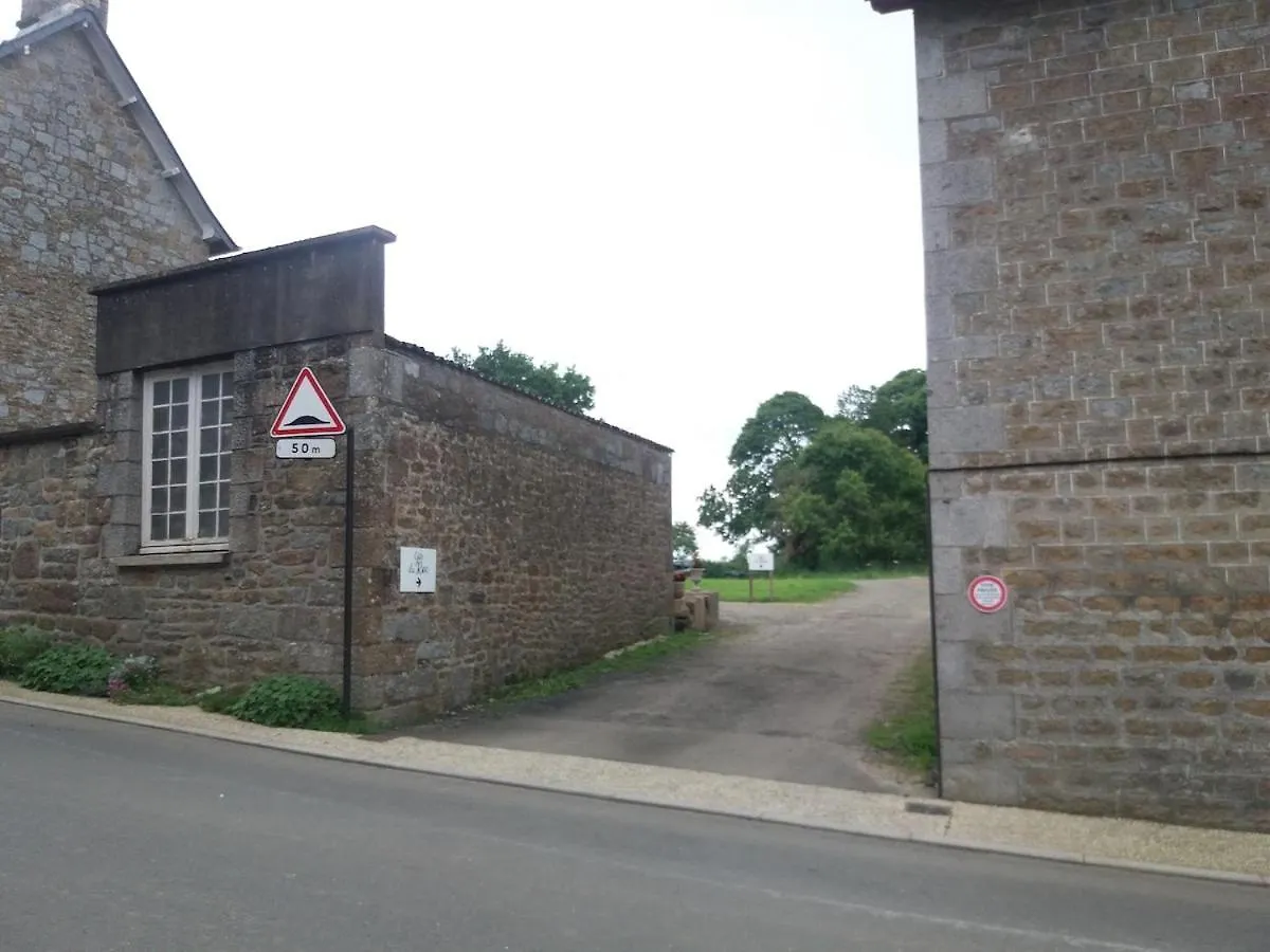 Gite Du Roc 1 Les Portes du Coglais Frankrike
